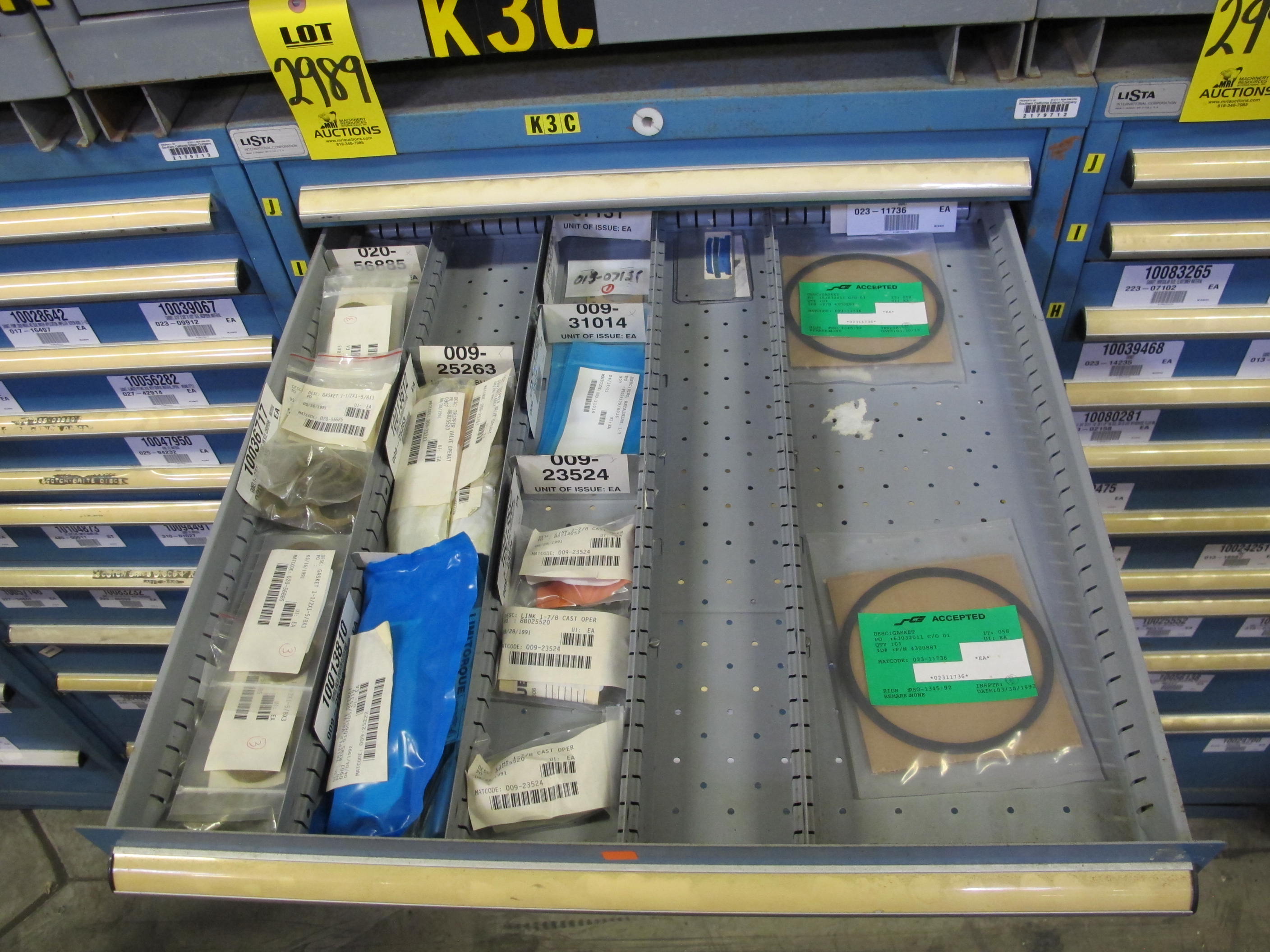 LISTA HEAVY DUTY 10-DRAWER PARTS CABINET W/ CONTENTS (W-50) LOADING & HANDLING FEE $25-